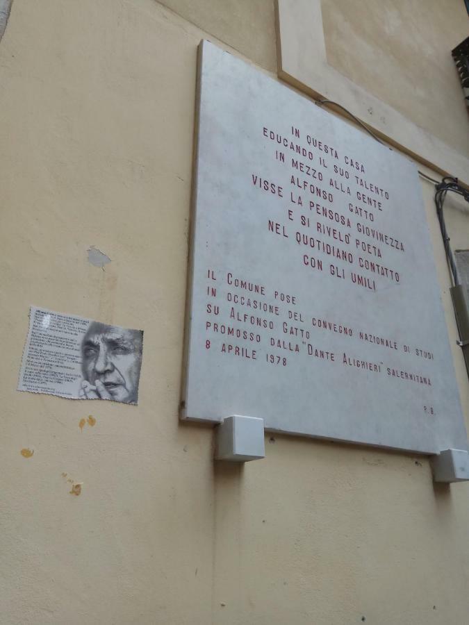 Amalfitani Salerno Centro Bed & Breakfast Exterior photo