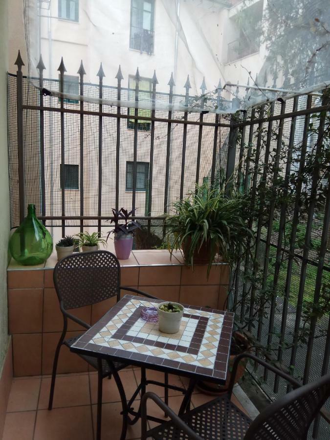 Amalfitani Salerno Centro Bed & Breakfast Exterior photo