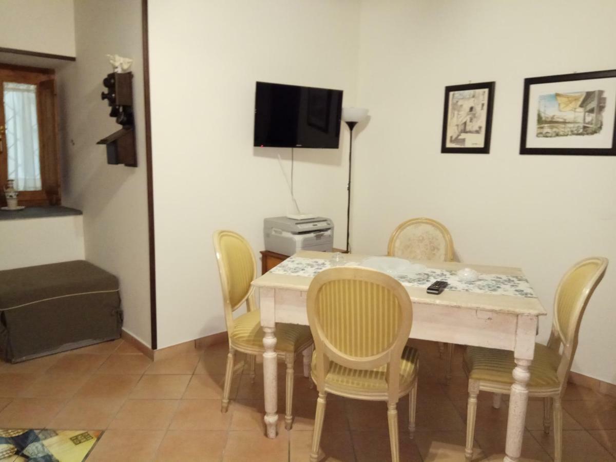 Amalfitani Salerno Centro Bed & Breakfast Exterior photo